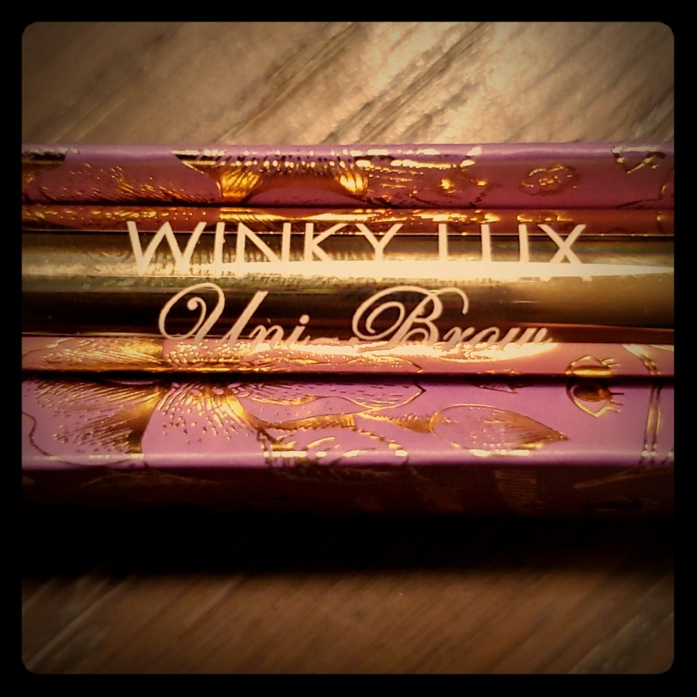 Winky Lux Uni-Brow